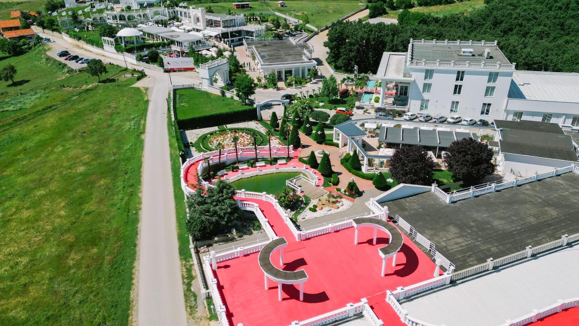 Queen Vali Palace Prilepnica Exteriör bild